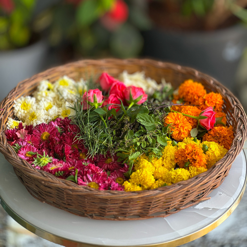 Assorted Flowers (Marigold, Shevanti, Durva, Bel Patra, Tulsi)